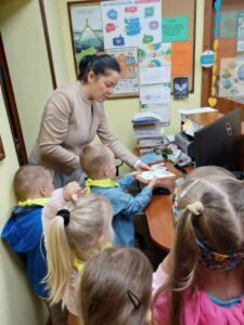 BIBLIOTEKA. OTWIERASZ. ODKRYWASZ.